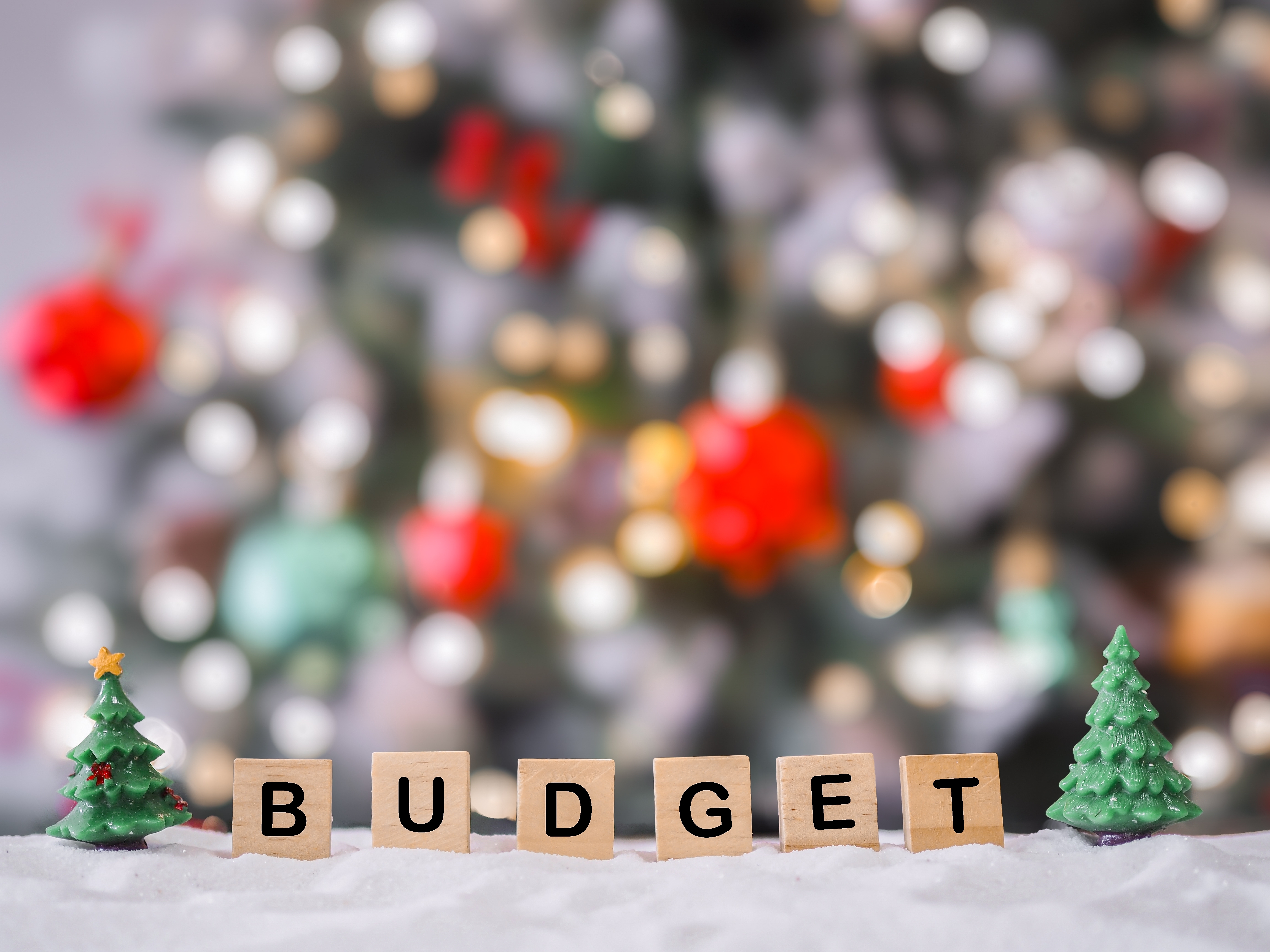 Top Tips For Cutting Back On Christmas Spending